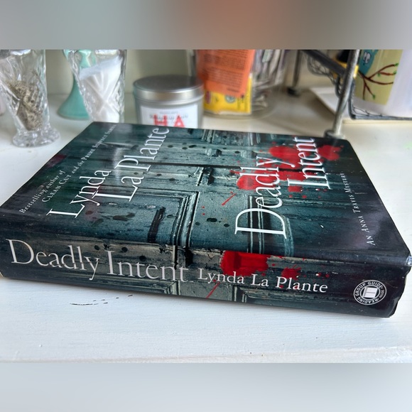 Hardcover book: Deadly Intent by Lynda La Plante - Picture 7 of 7
